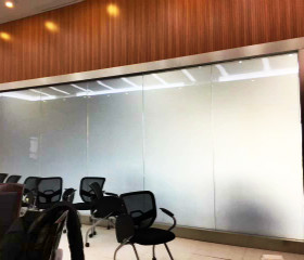 
                                    大連電霧調(diào)光玻璃