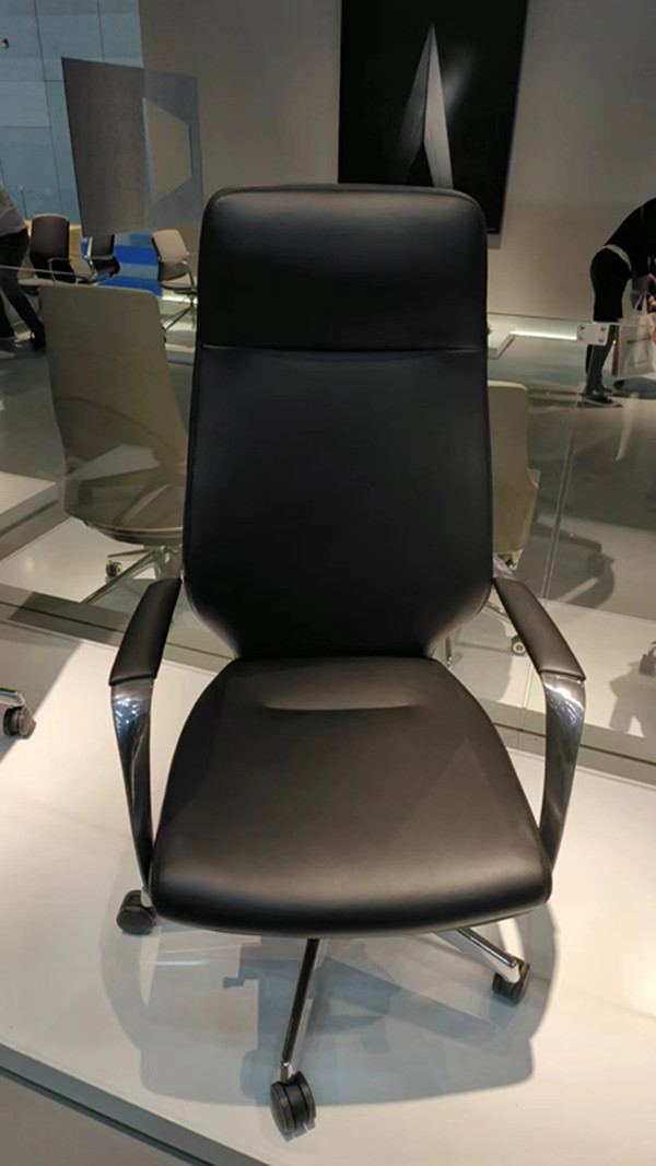 
                                    大連辦公家具公司